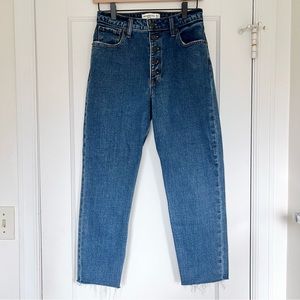 Abercrombie & Fitch Curve Love Mom Jeans High Rise button fly straight leg - 27